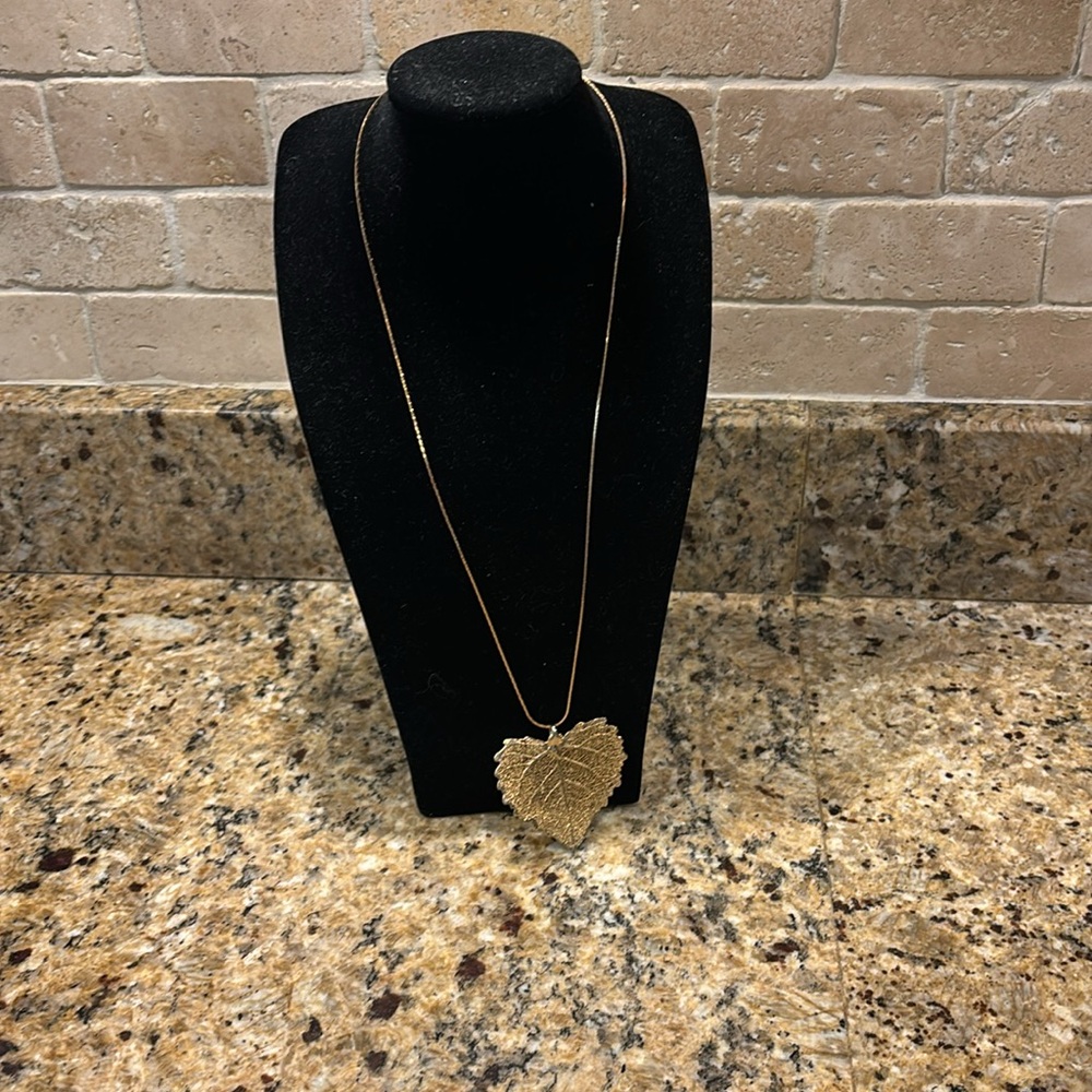 Gold Dipped Real Leaf Pendant With 2 Gold Plated … - image 3
